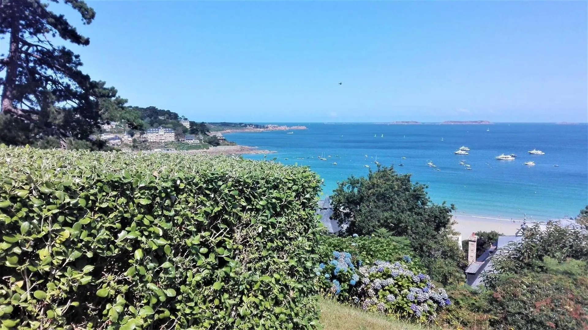 Bel Appartement Renove Avec Jardin, Vue Mer A Perros-Guirec - Ref 946 Apartment